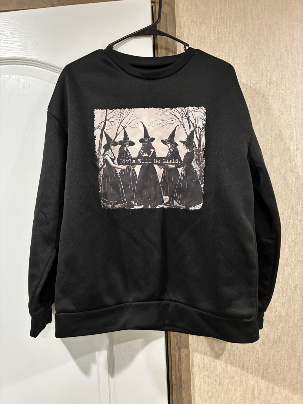 SHEIN Black Graphic Crewneck Sweatshirt with Witch girls will be girls